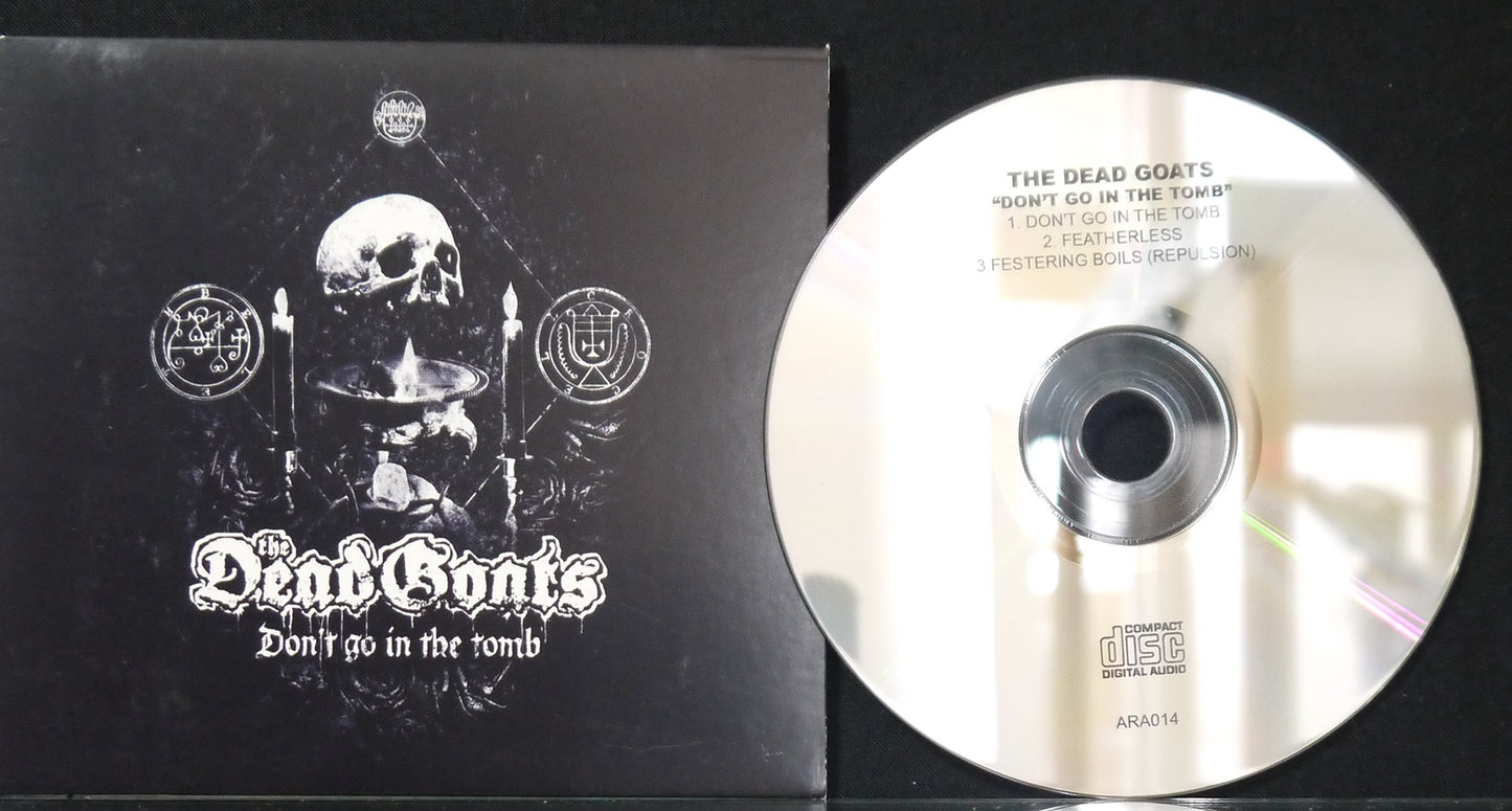 THE DEAD GOATS - Don't Go In The Tomb DigiCD