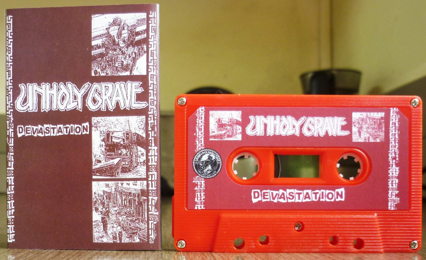 UNHOLY GRAVE / SMG - Split Tape