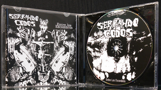 SERRANDO CODOS - Entre Los Escombros  CD