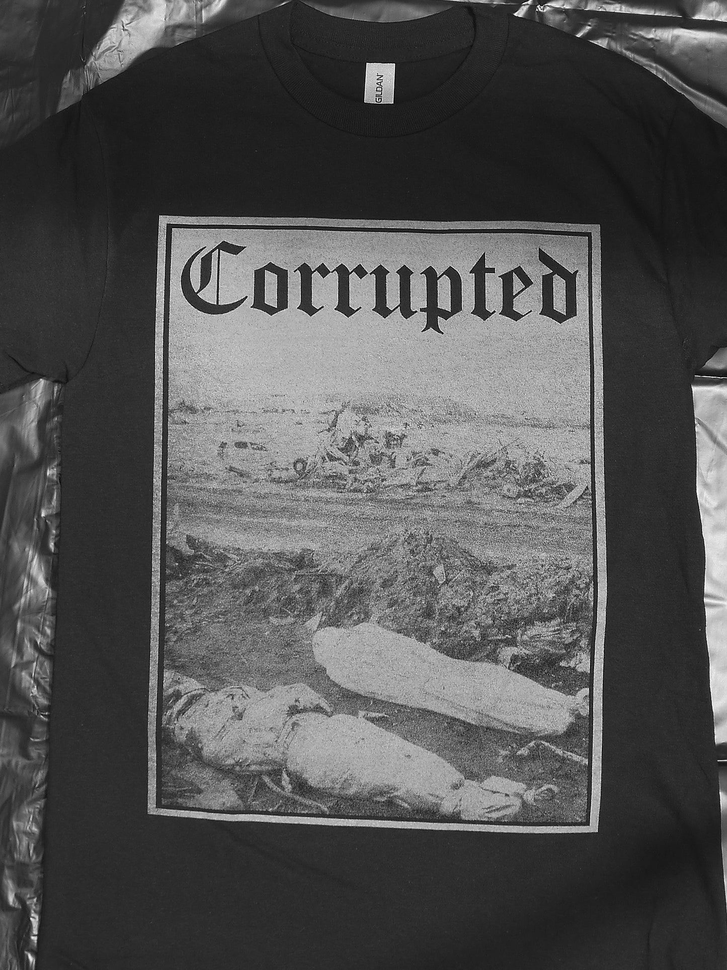 CORRUPTED - Cuerpos T-shirt